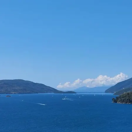 Lefkada Unique Sea View * Nidrí